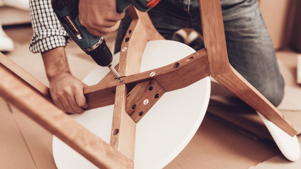 Möbelmontage Aachen - Momos Montageservice Aachen - Montagearbeiten - Küchenmontage - Möbelmontage - Demontage - Entsorgung - Möbeltransport